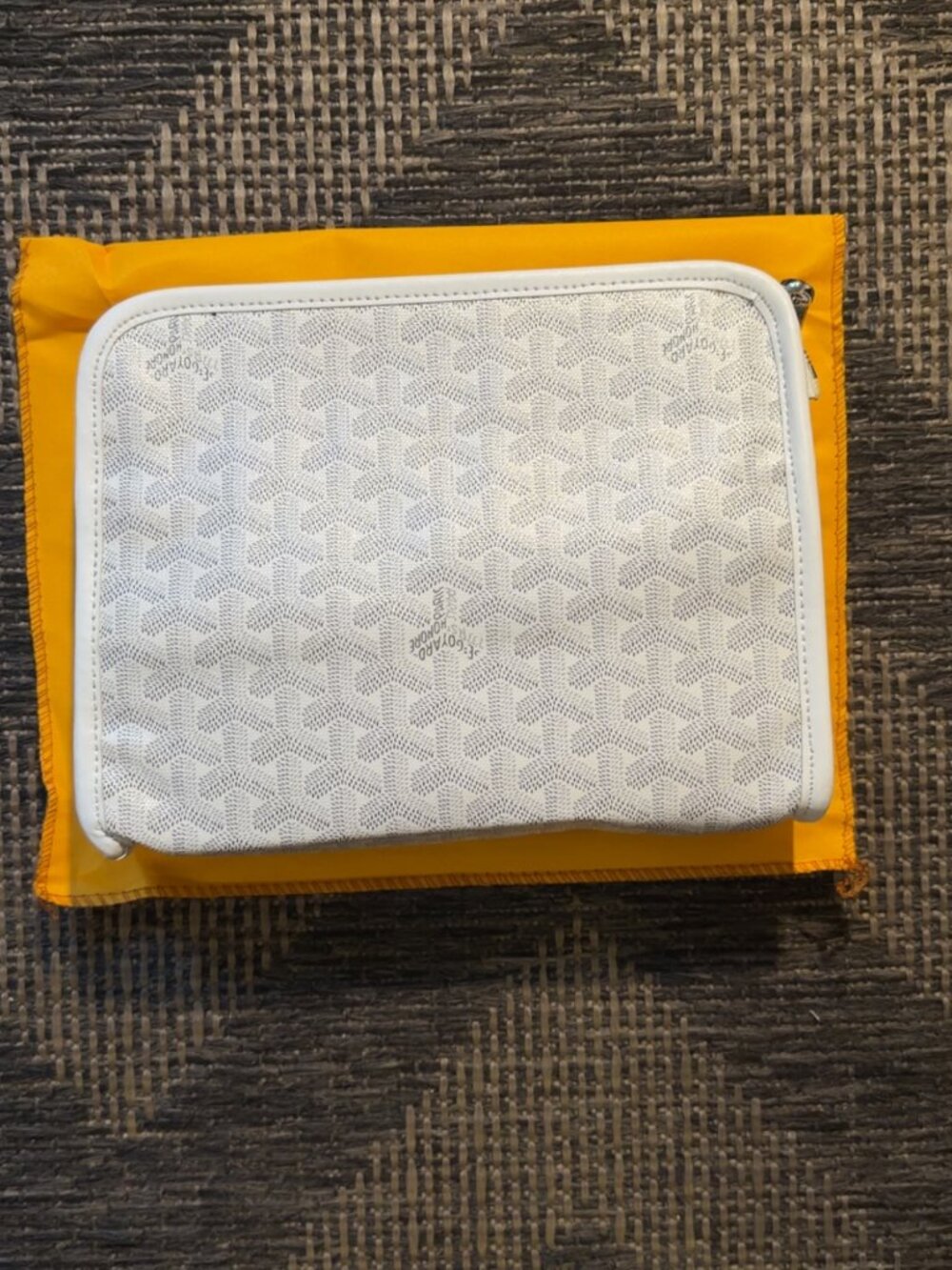 White Goyard Toiletry bag